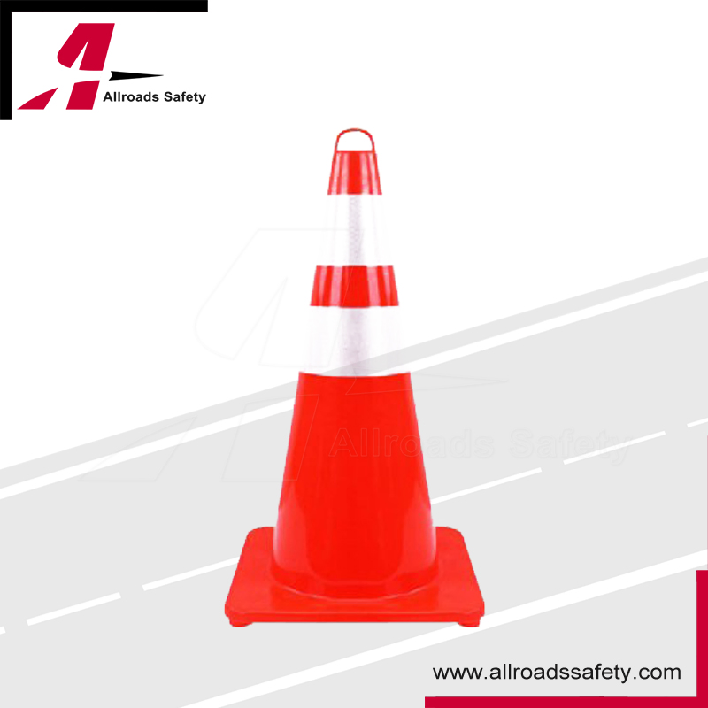 70cm Light Duty PVC Road Work Safety Cone with Top Lifting Ring