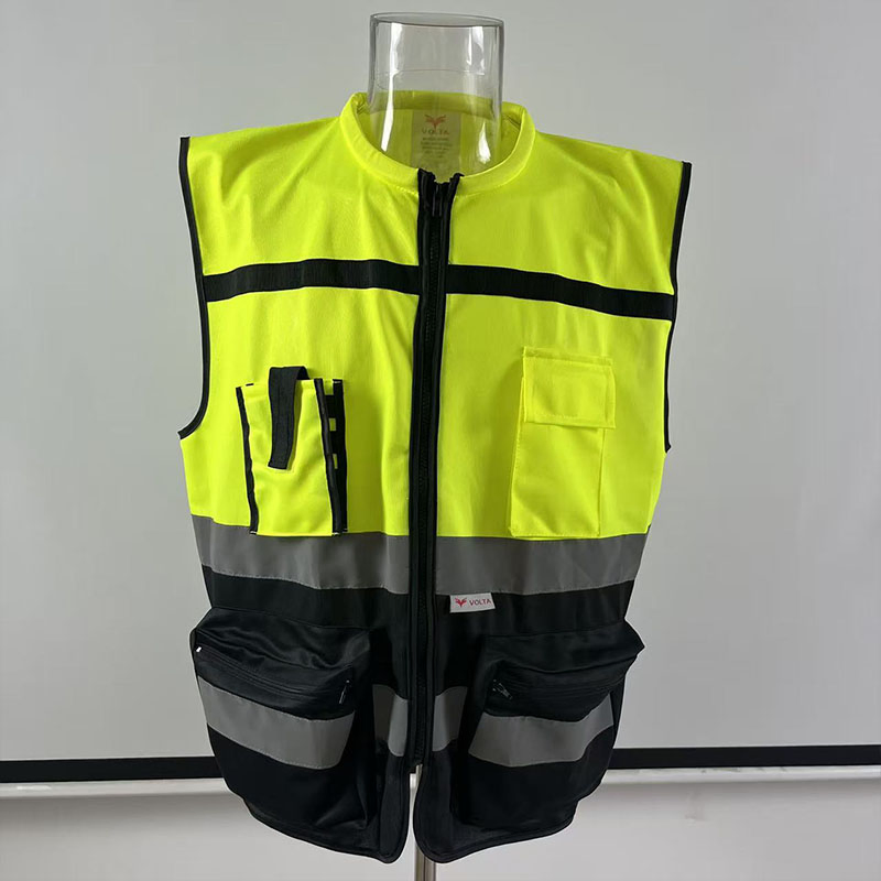 Sheng Chi Reflective Safety Vest with Mesh Fabric for Night Cycling