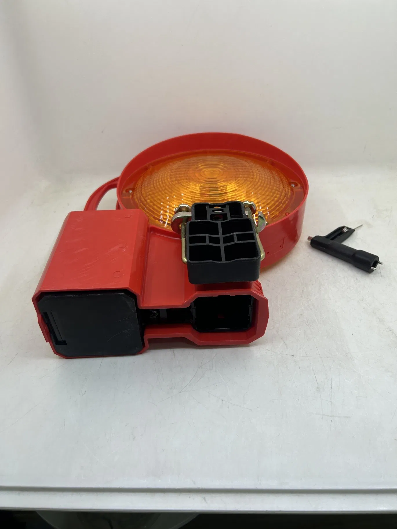 LED Flashing Warning Light for Road Safety and Traffic Control