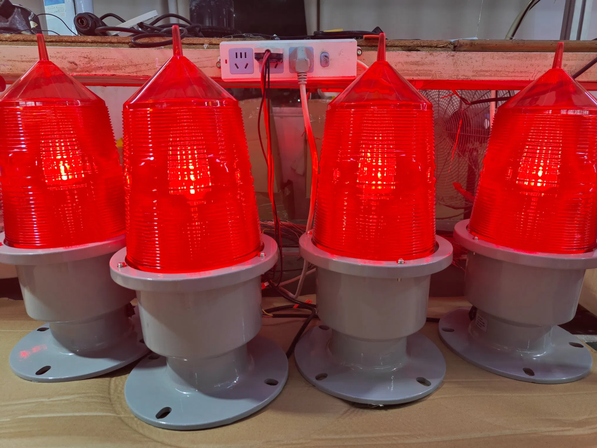 2000CD Medium Intensity Tower Safety Light LED Aviation Obstruction Light