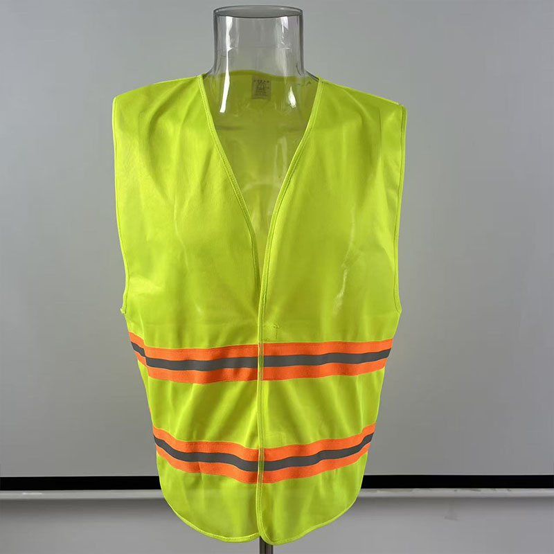 Sheng Chi Reflective Safety Vest with Mesh Fabric for Night Cycling