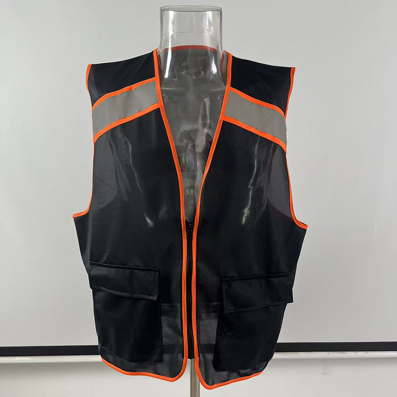 Sheng Chi Reflective Safety Vest with Mesh Fabric for Night Cycling