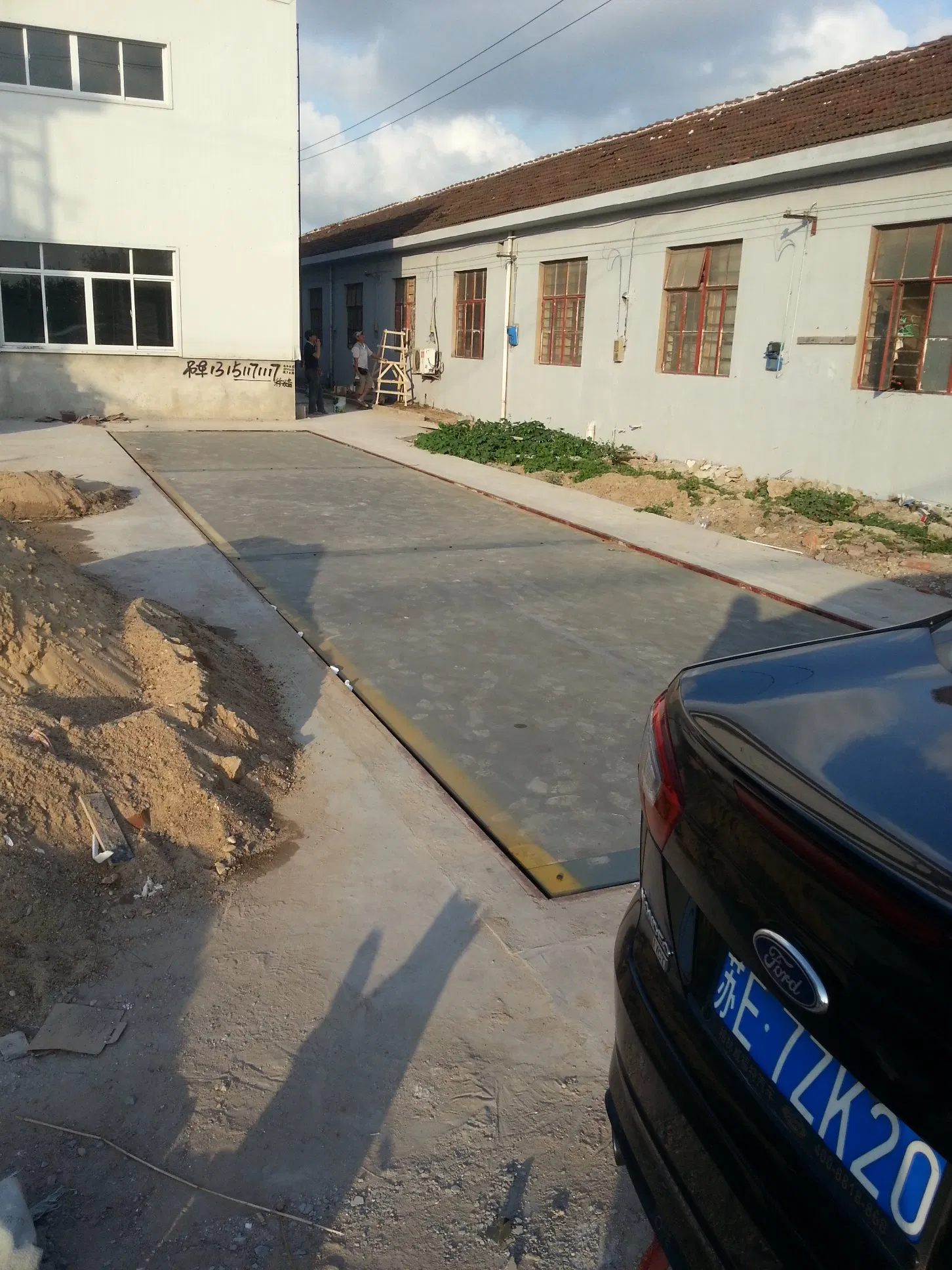 Scs-100 3X18m 100 Ton Unmanned Weighbridge Truck Scale with Gate China Manufacturer