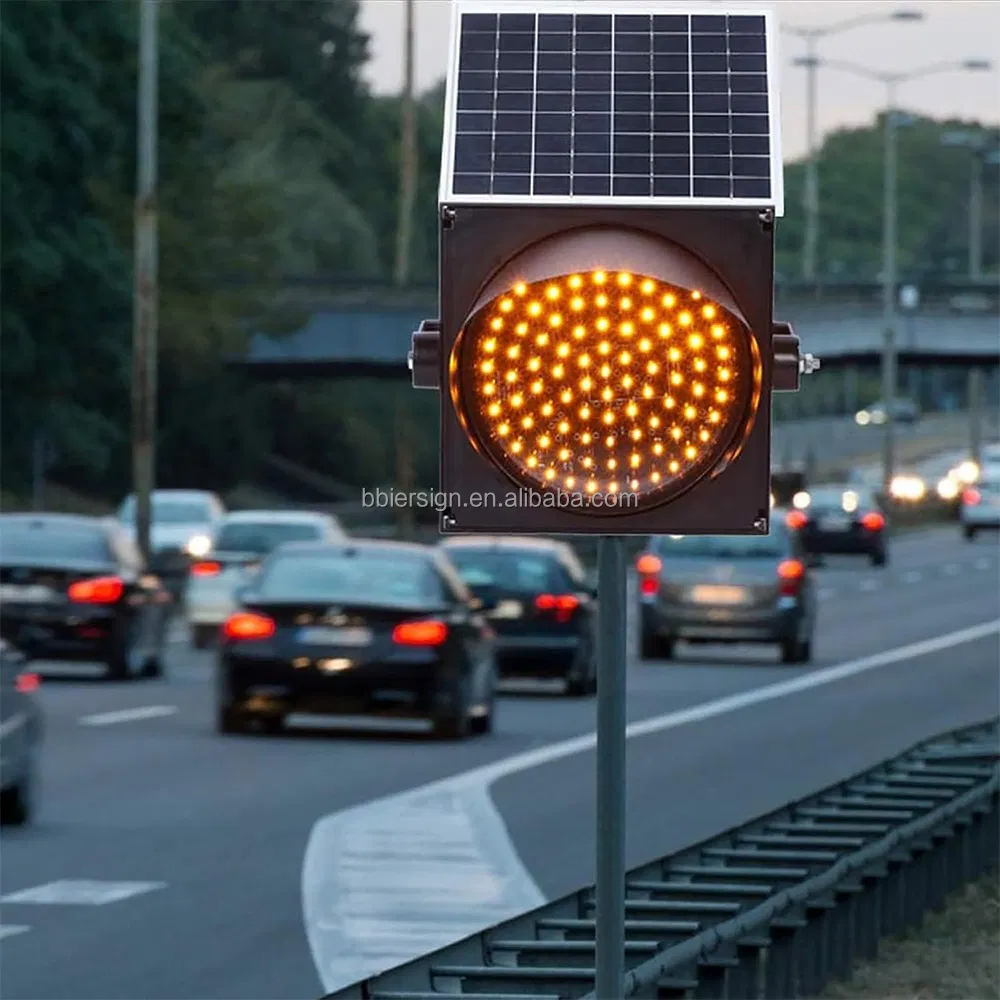 Solar Powered Traffic Light