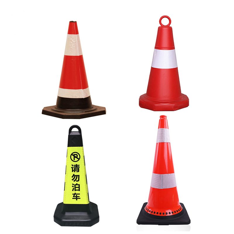 Flashing Light Black Rubber Base PE Plastic Road Cone for Road Safety