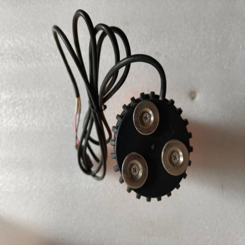 Magnetic Mount Warning Light - Easy Installation on Cranes &amp; Trucks