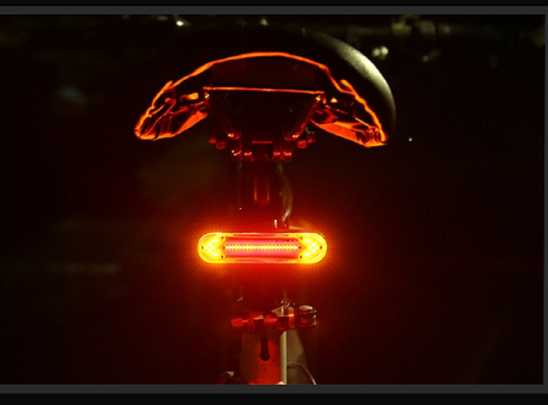 Wireless Bicycle Turn Signal Light with Remote Control USB Rechargeable Esg16730