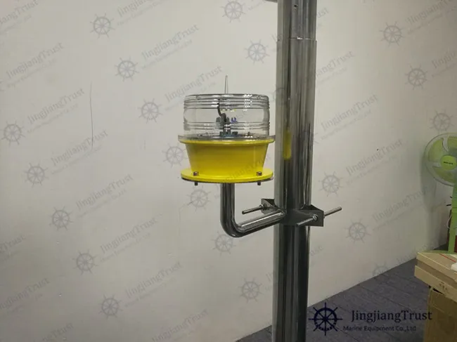 LED Tower Solar Powered Aviation Obstruction Warning Light