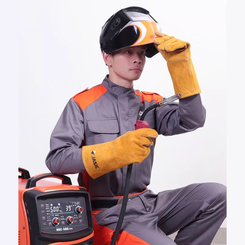 Jasic Automatic Light-Adjusting Welding Helmet with Head-Mounted Flip Welding Cap TIG Weld Face Shield for Welders' Full-Face Protection and Heatproof Safety He