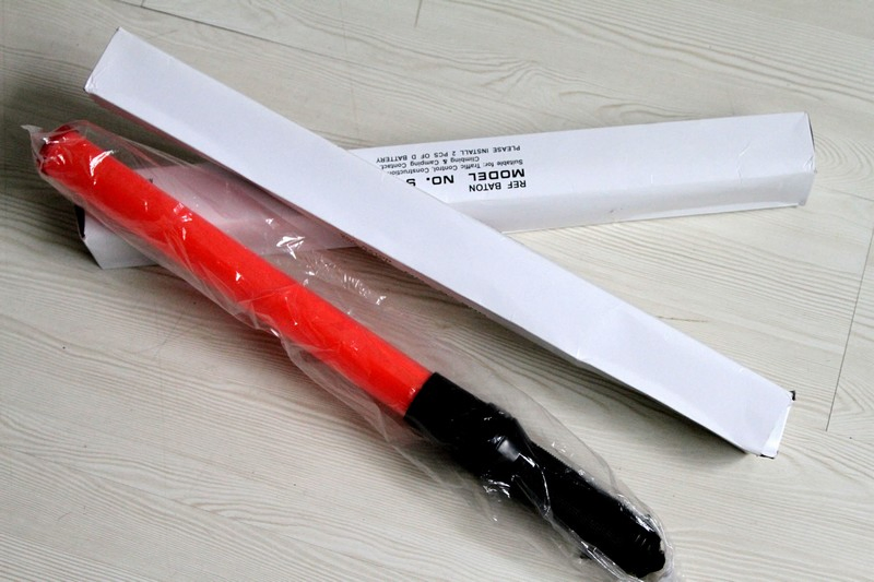 Portable Durable Safety Signal Rechargeable LED Flare Traffic Warning Light Manufacturer