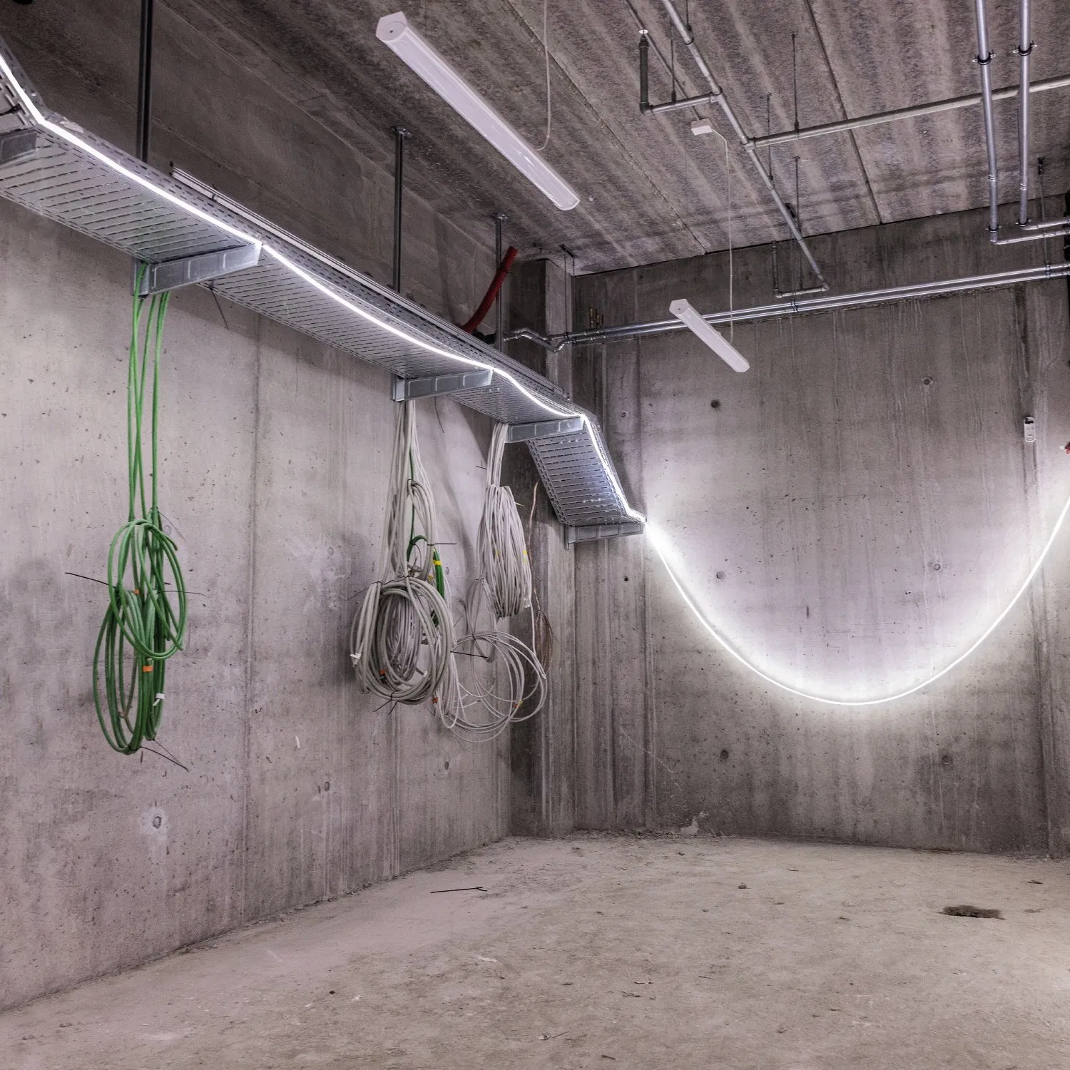 High Brightness Construction Site Tower Work Light Portable LED Strip Light