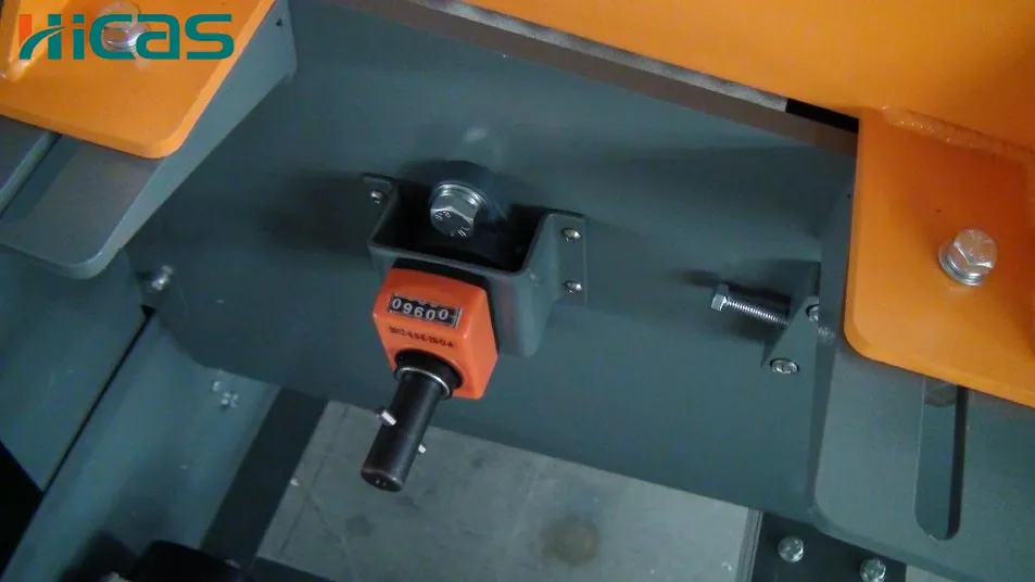 Handcrank Adjustment