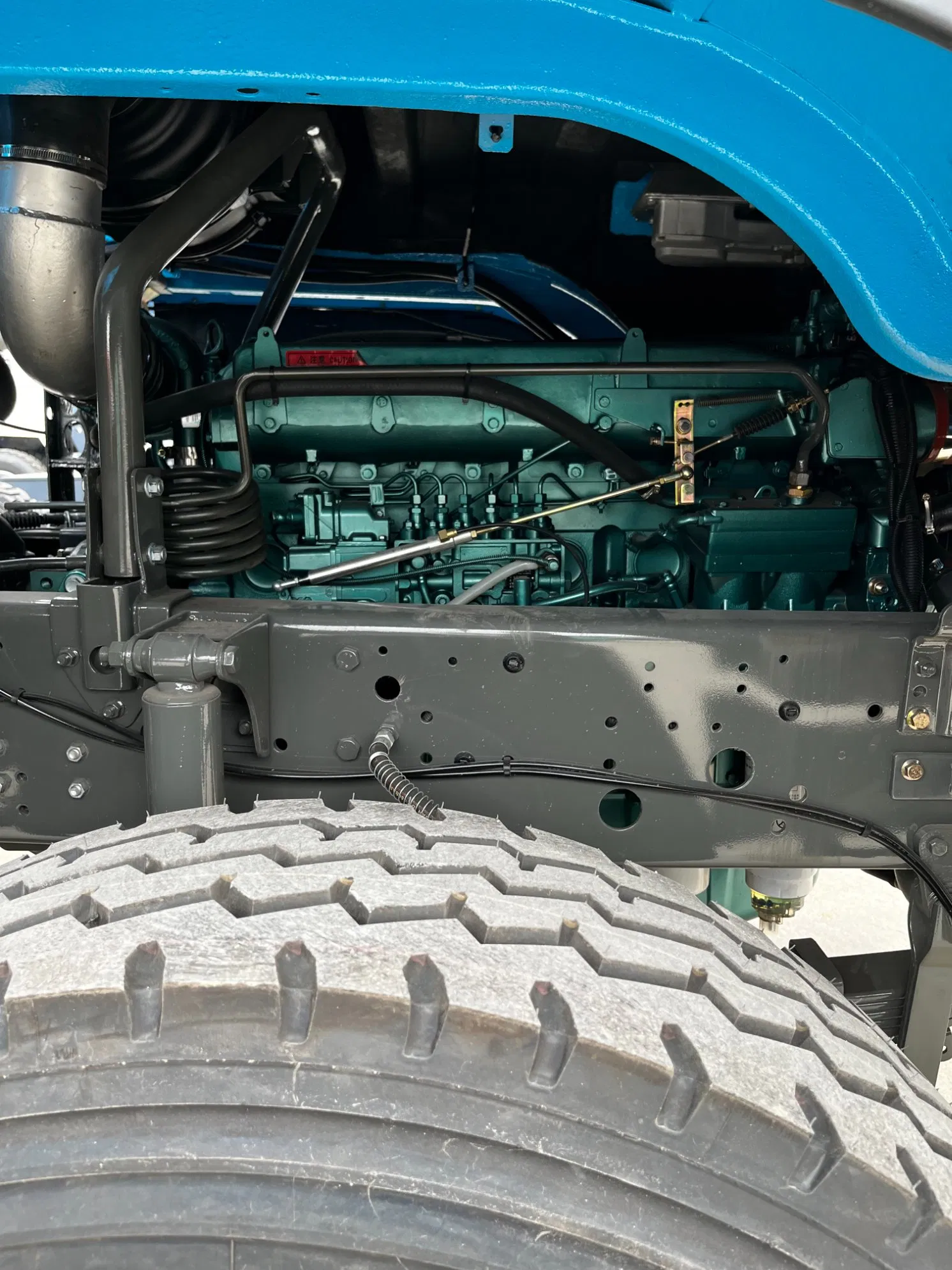 HOWO 8X4 Radial Tyre Dump Truck for Construction Projects