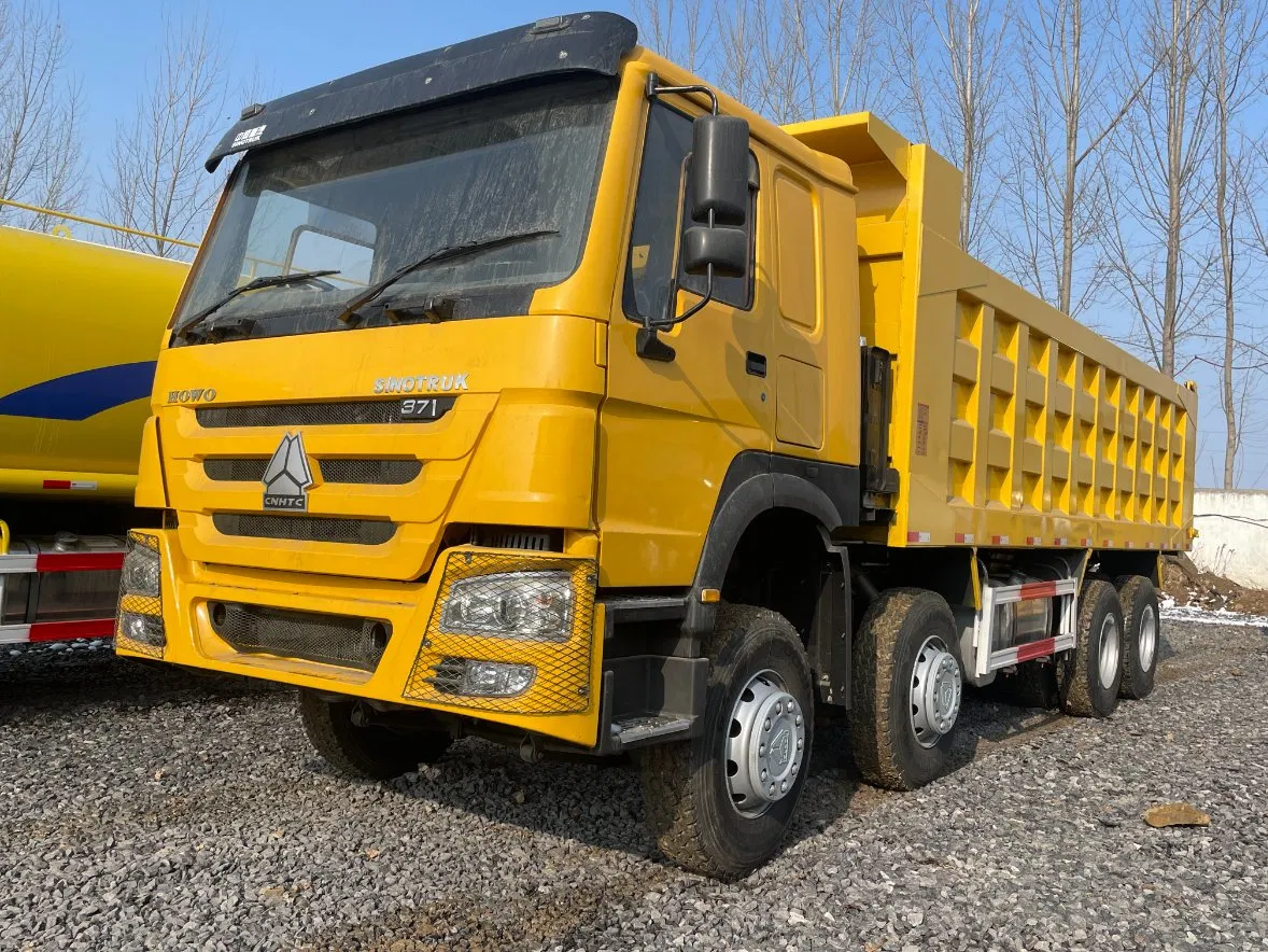 12 Wheel Heavy Duty Truck Sinotruk HOWO Dump Truck