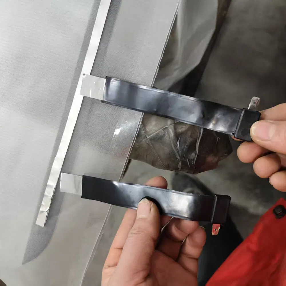 China Manufacturers Rear Windshiled Laminated Safety Glass with Heating Line