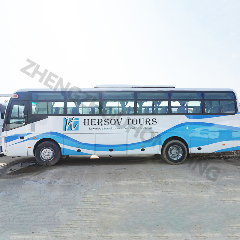 Used Rhd/LHD High Efficiency Coach Bus Zk6102 with 2+2 Layout 47 Seats