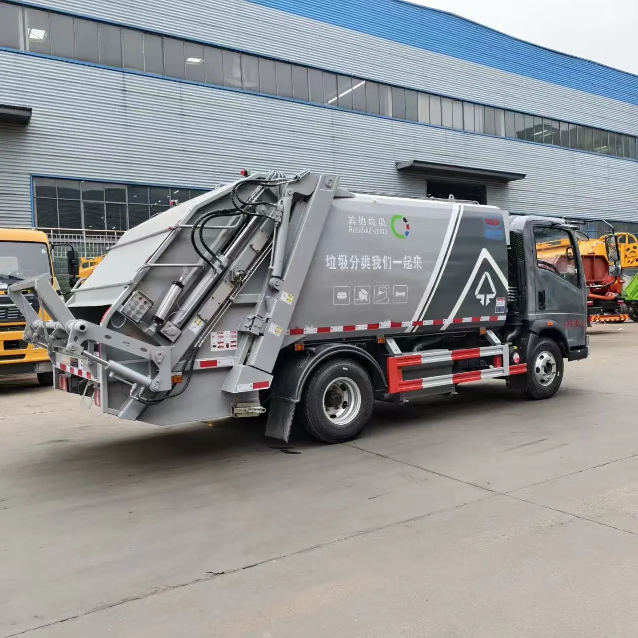 Customized Sinotruk Compression Garbage Truck, Garbage Truck Manufacturer
