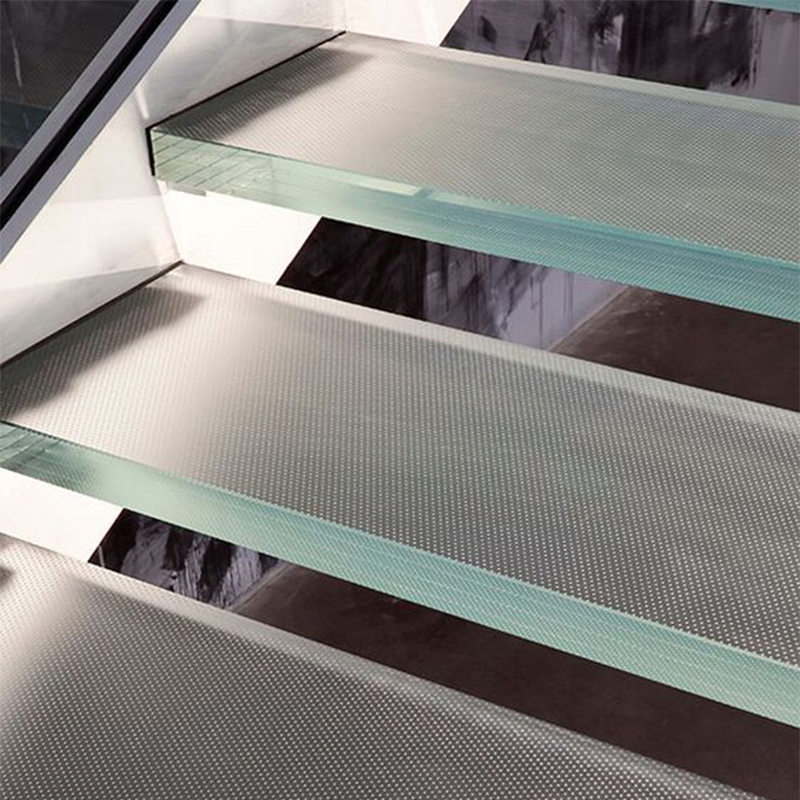 33.1 and 55.1 PVB Film Laminated Glass Clear Extra Clear Low Iron Tempered Laminated Glass for Construction
