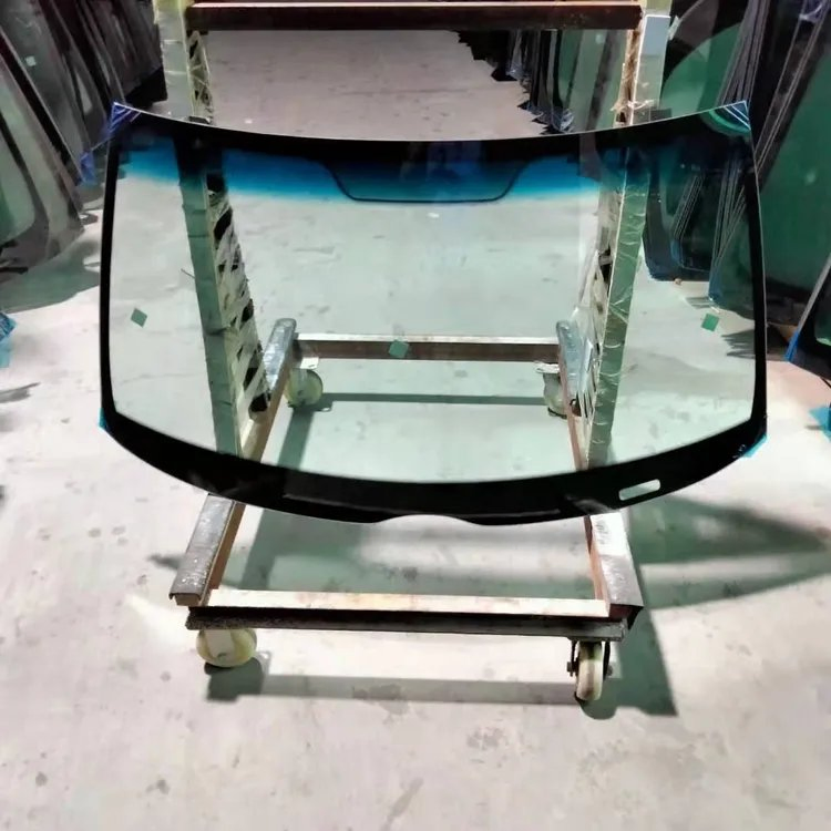 Auto Glass for Mercedes C-Class 4D Sedan/5D Wagon 1993- (W202) Laminated Front Windshield