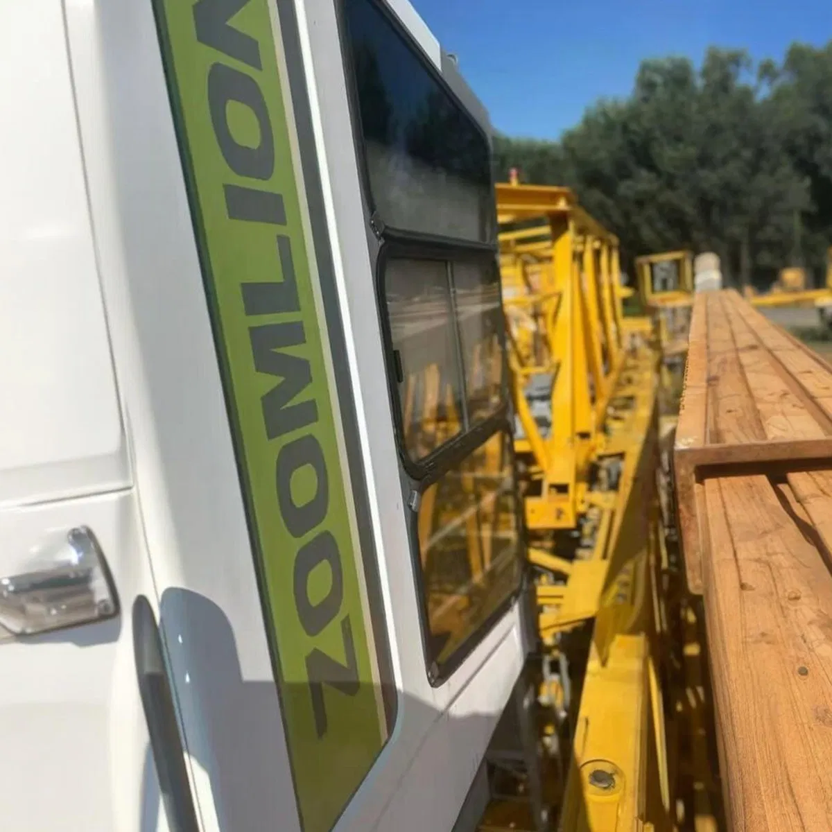 Used China Construction Machinery Second Hand Zoomlion Topless Fixed Tower Crane for Bridge and High Rise Building Construction Site Building Machine