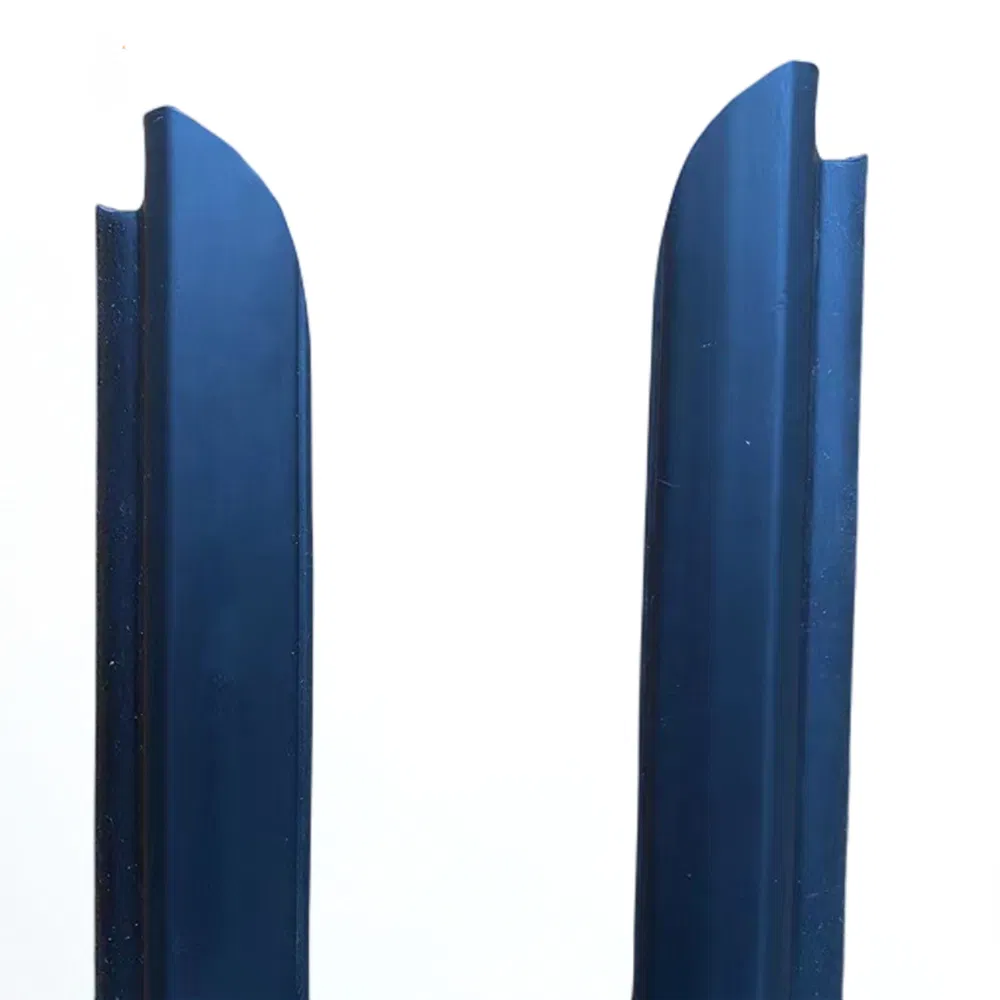 Front Door Glass Weather Strip Assy Outer Lh Rh Car Window Edge Protective Trim Edging Guard Fit for Toyota Hiace Regius Ace