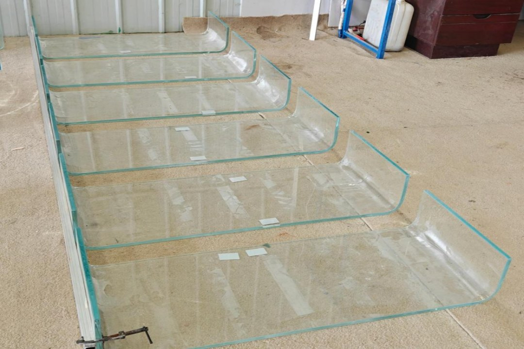 Sound Insulation Laminated Hot Bent Glass 5mm/6mm/8mm/10mm/12mm/15mm/19mm for Office Partition/Residential Wall/Hotel Room/Commercial Hall Price