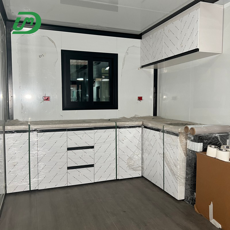 Durable 40FT Prefabricated Structure Designed Tiny Prefab Expandable House