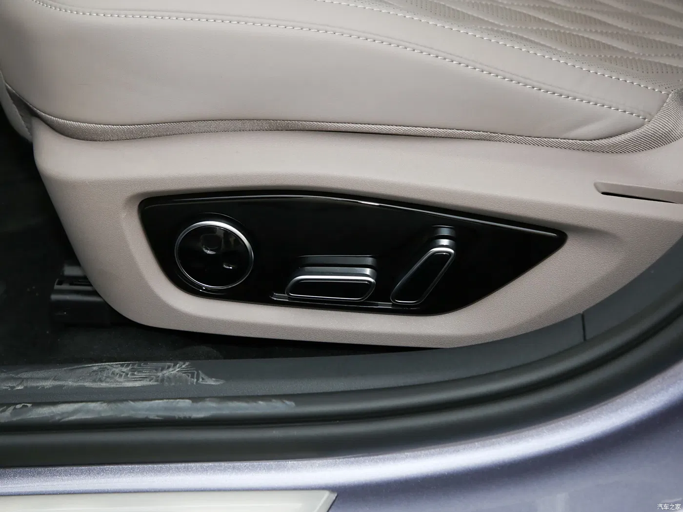 Han EV Glory Version. Dual-Pane Acoustic Glass, 4995mm Premium Length, 75kw High-Speed Charging. Quality Electric