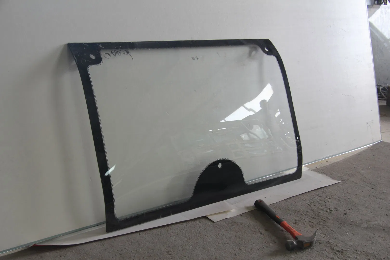 Laminated Front Windshield Auto Glass Car Window Side Door Glass Car Front Windshield