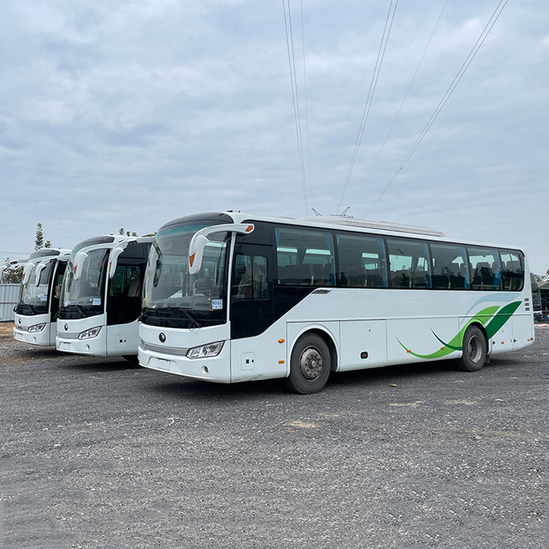 China Used Buses and Coaches Diesel 50 Seater 60 Seater Buses for Sale Yu Tong