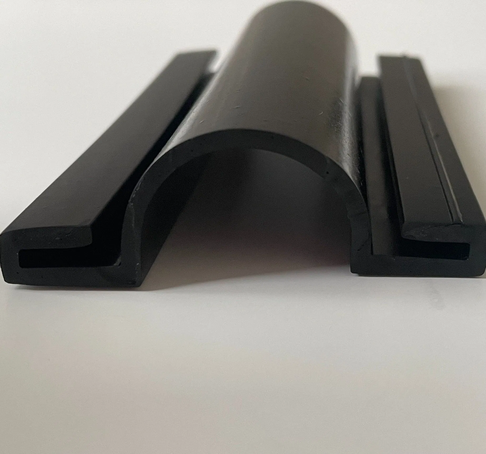 Channel Glass Rubber Seal Auto Front Windshield Rubber Car Door Sealing Strip for Caravan Door Window Seals Rubber Strip