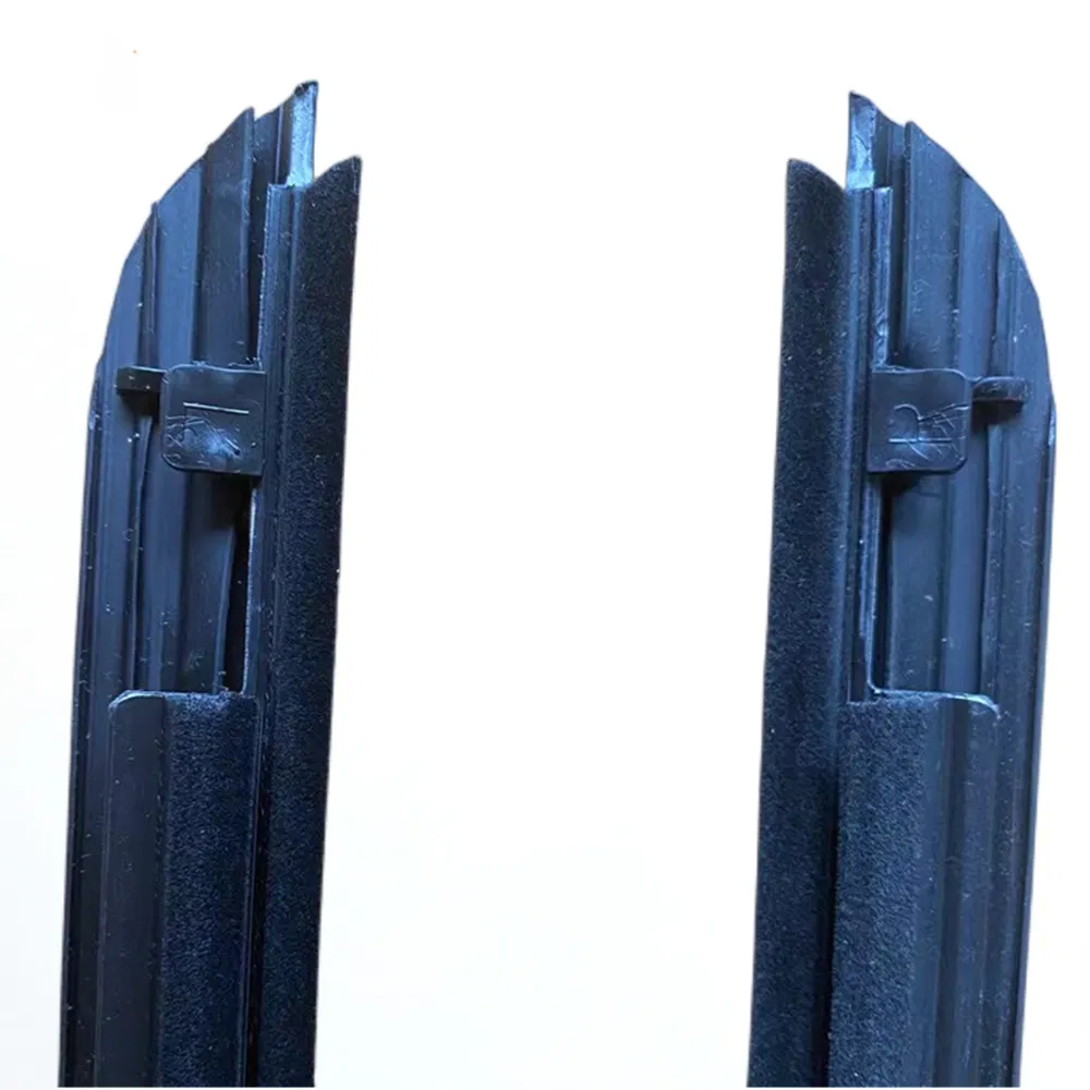 Front Door Glass Weather Strip Assy Outer Lh Rh Car Window Edge Protective Trim Edging Guard Fit for Toyota Hiace Regius Ace