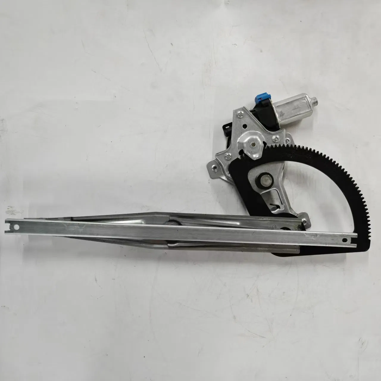 After Market Saic Maxus V80 Car Front Door Window Glass Regulator C00120609