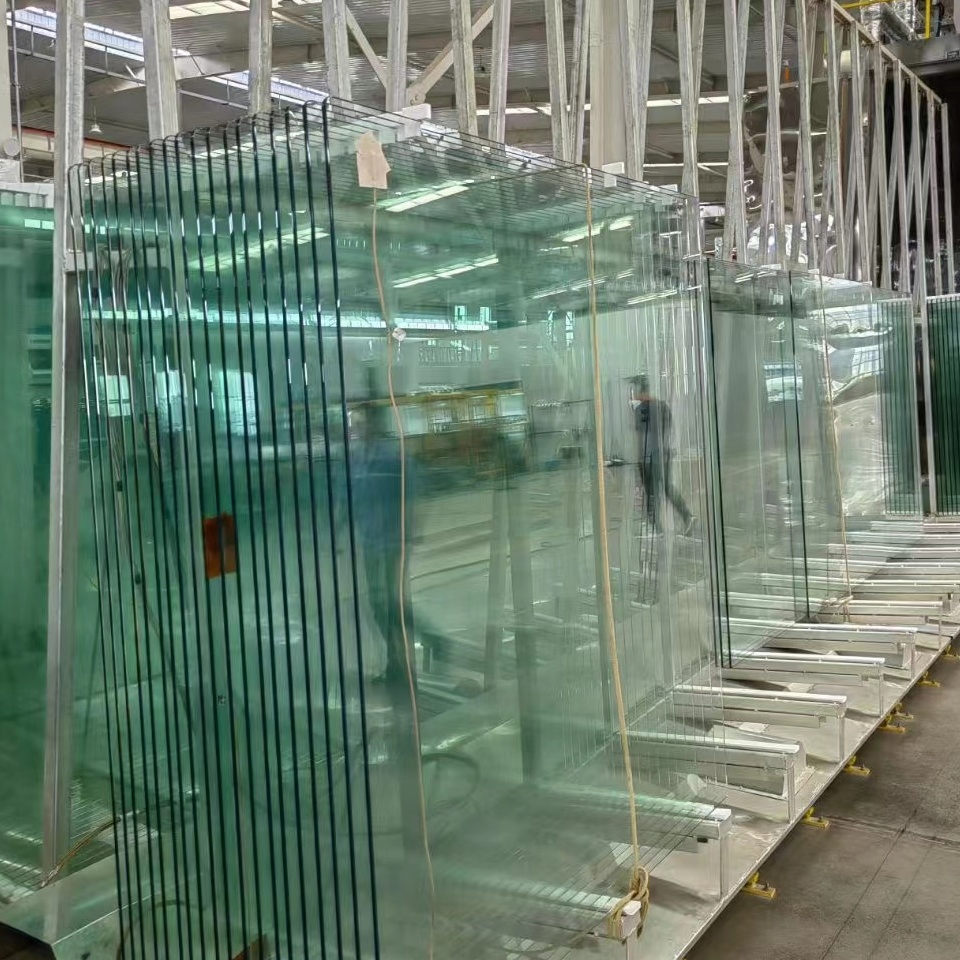 Double Glazing Soundproof Laminated Safety Glass Sheets Tempered Glass for Railing /Skylights/ Escalators/Balustrades/Building