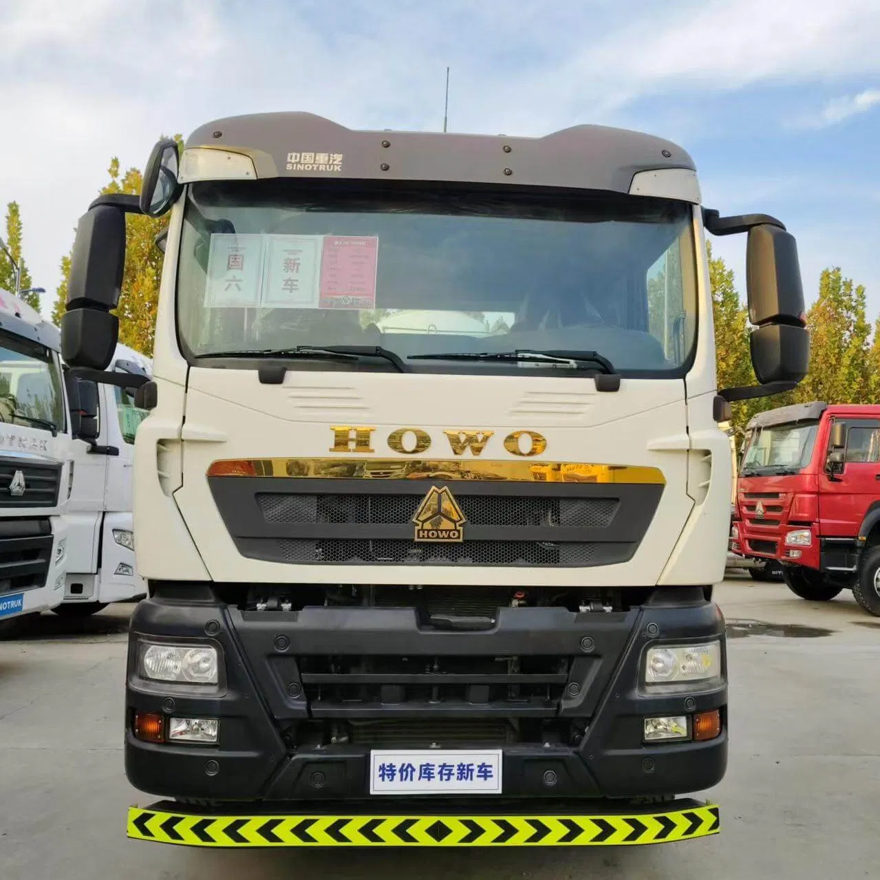 HOWO Tx 8X4 Truck Mixer Concret Weichai Engine 12 Square Concrete Mixer