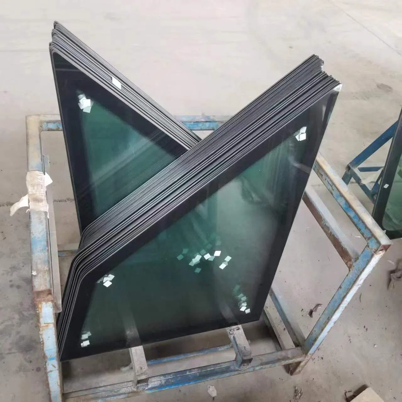 Auto Glass Tempered Glass Side Window Door Glass with Good Quality From China Factory