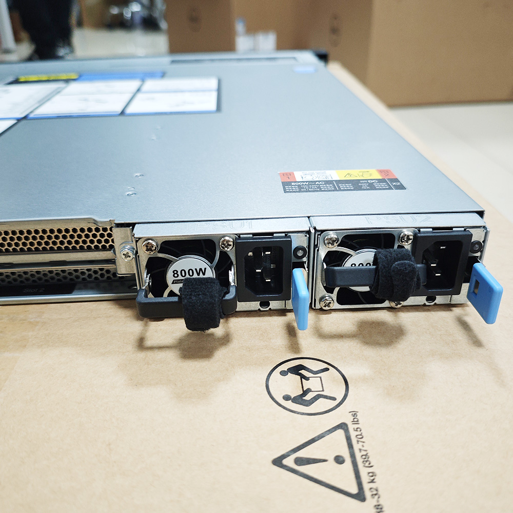 NEW  ThinkSystem SR250 V3   1U Rack Servers    Rack Servers