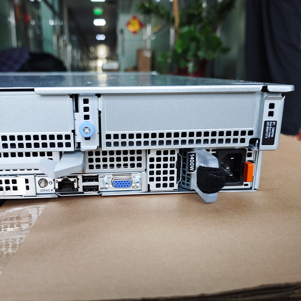 Dell R7625 PowerEdge Rackmount Server High Quality CPU 32GB DDR4 1.2TB SAS Drives Deep Learning Financial HFT 2U in Stock