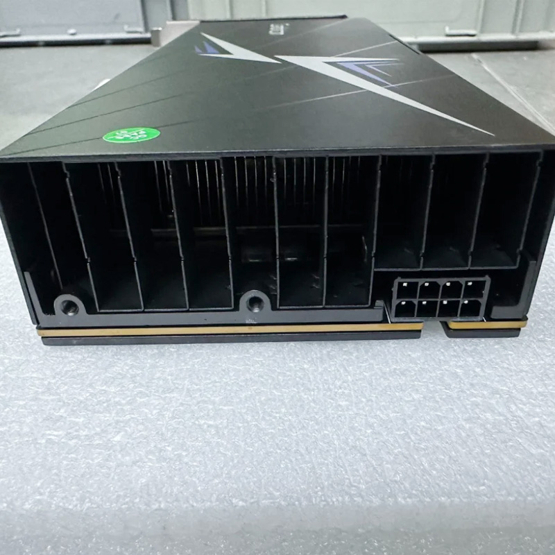 Cambricon AI Acceleration Card Data Center AI Inference Scenario GPU Graphics Card  MLU370x8 48GB