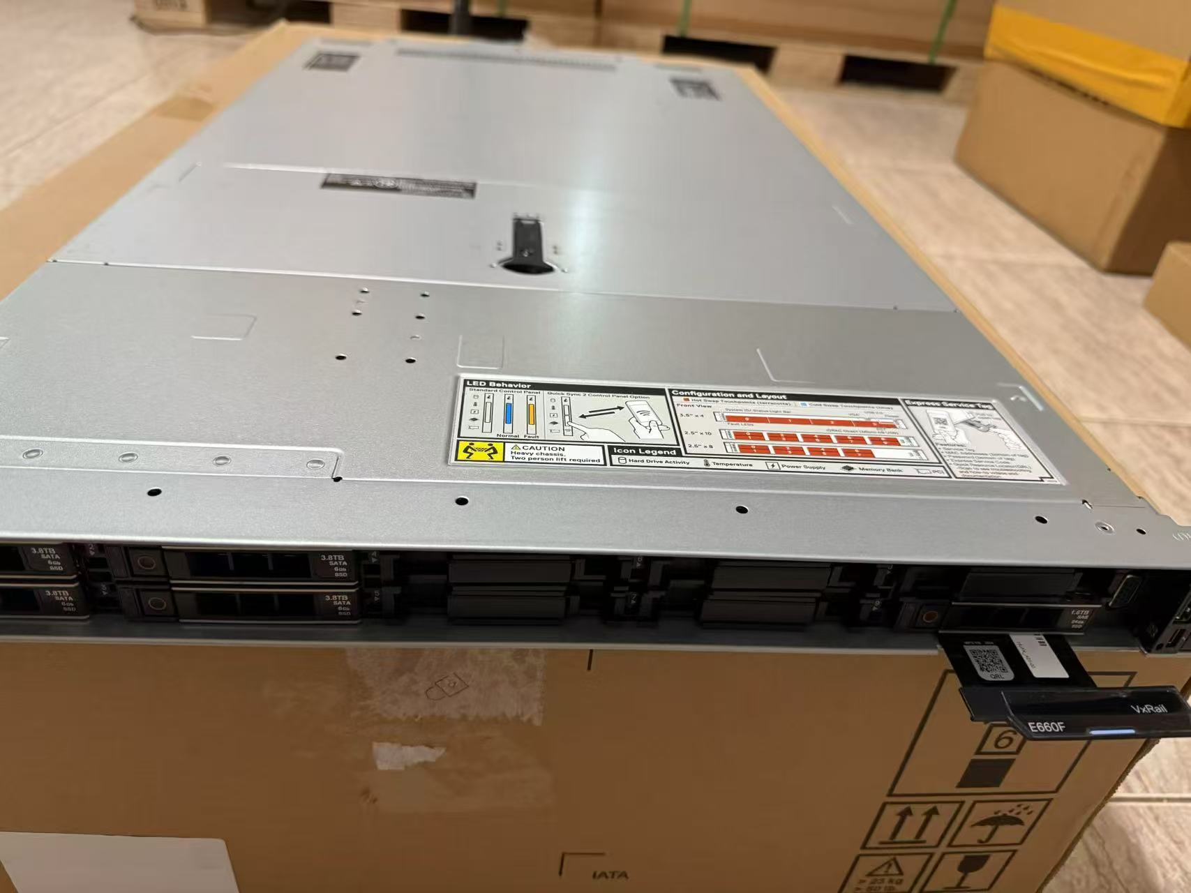 EMC VxRail E660F Hyperconverged Infrastructure System-2*Intel Xeon Gold 6342 1024GB RAM 1.6TB SSD Storage in Stock