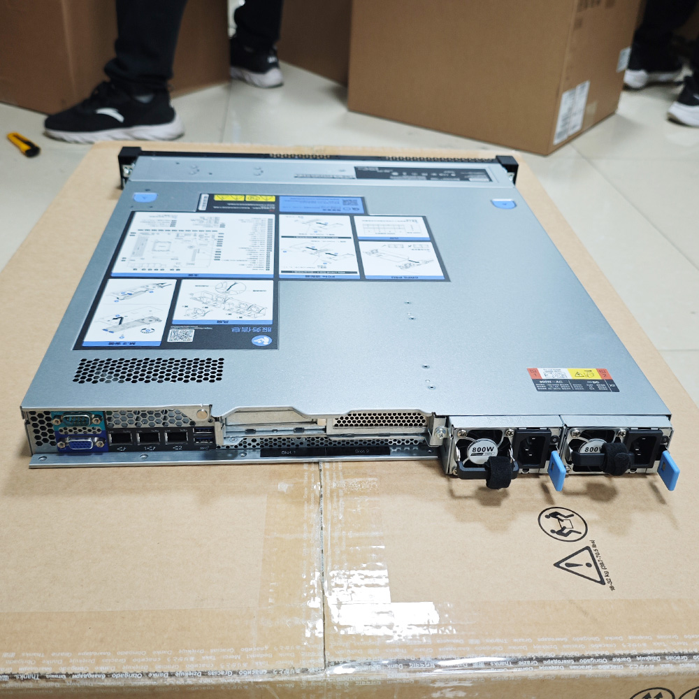 NEW ThinkSystem SR250 V3 1U Rack Server Intel Xeon E-2434 32GB DDR5 480GB SSD*2 800W*2 Power Supply in Stock