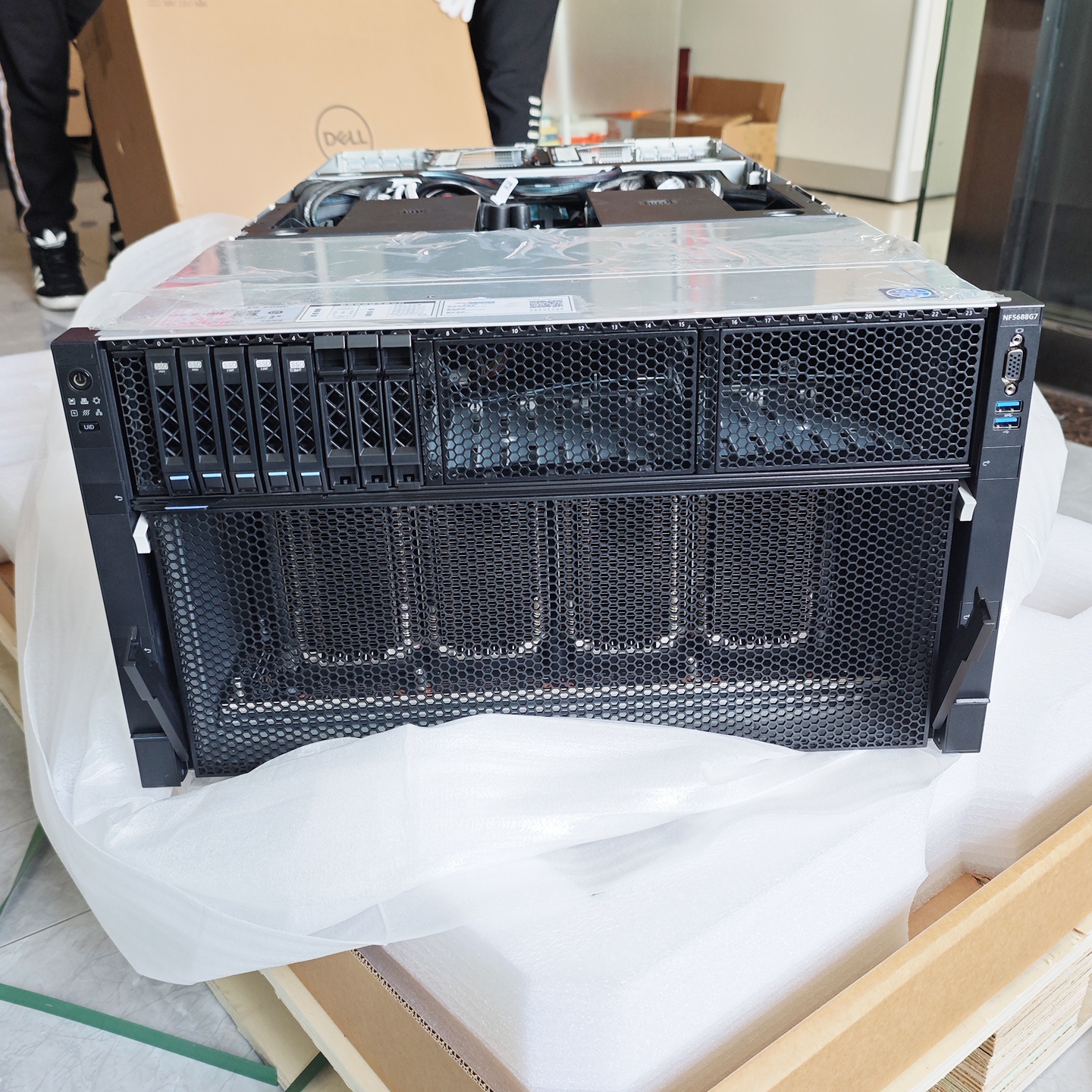 Professional Rackmount GPU Server NF5688M7 Supporting 8 OAM Modules for Large Language Model Training Deep Learning AI Computing