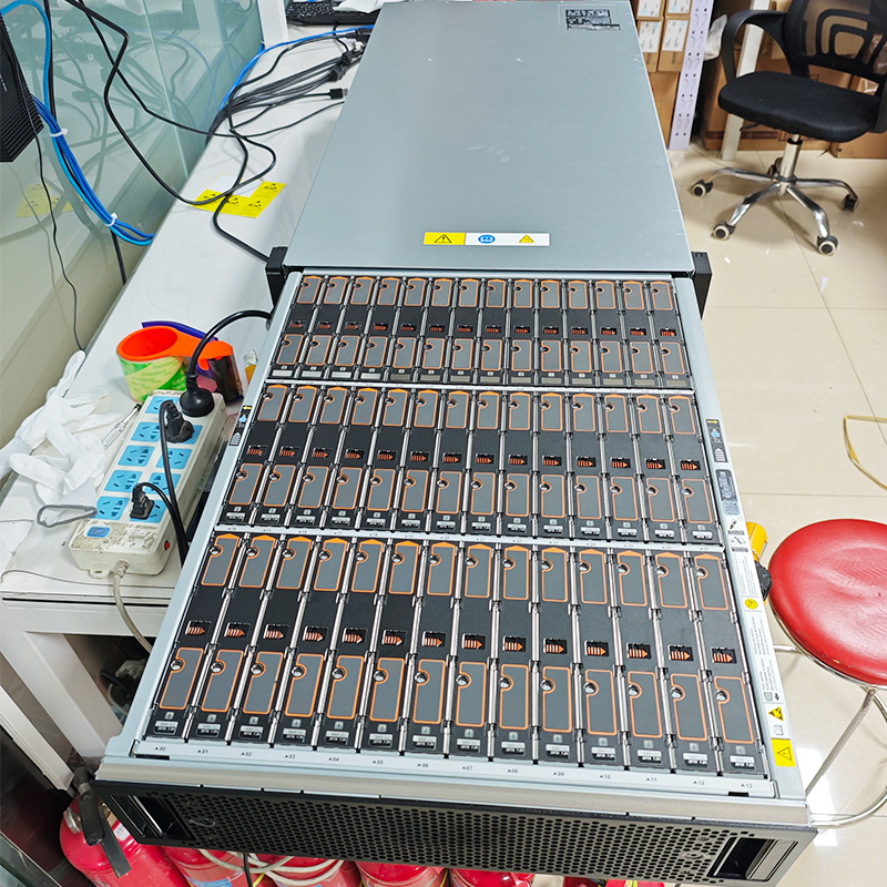 PowerVault ME5084 Array Cabinet 32GB Cache 32GbFC Dual Control Expandable 48 Pieces 3.5'' Hard Disk Network Storage Stock