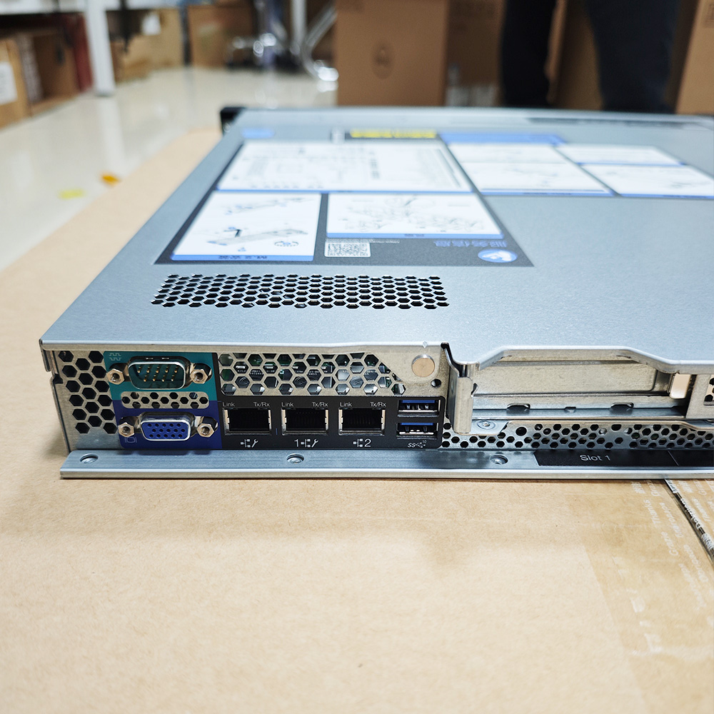NEW ThinkSystem SR250 V3 1U Rack Server Intel Xeon E-2434 32GB DDR5 480GB SSD*2 800W*2 Power Supply in Stock