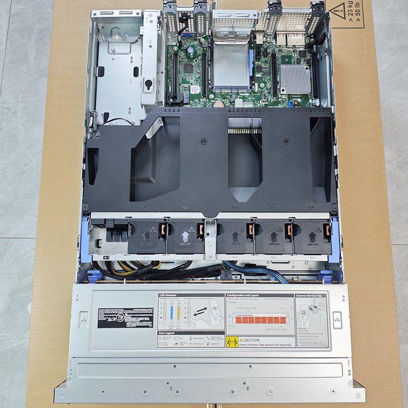 Dell PowerEdge R760XS 2U Rackmount Server Virtualization Host DeepSeek Localized Deployment GPU Graphics Card Deep Learning Stock