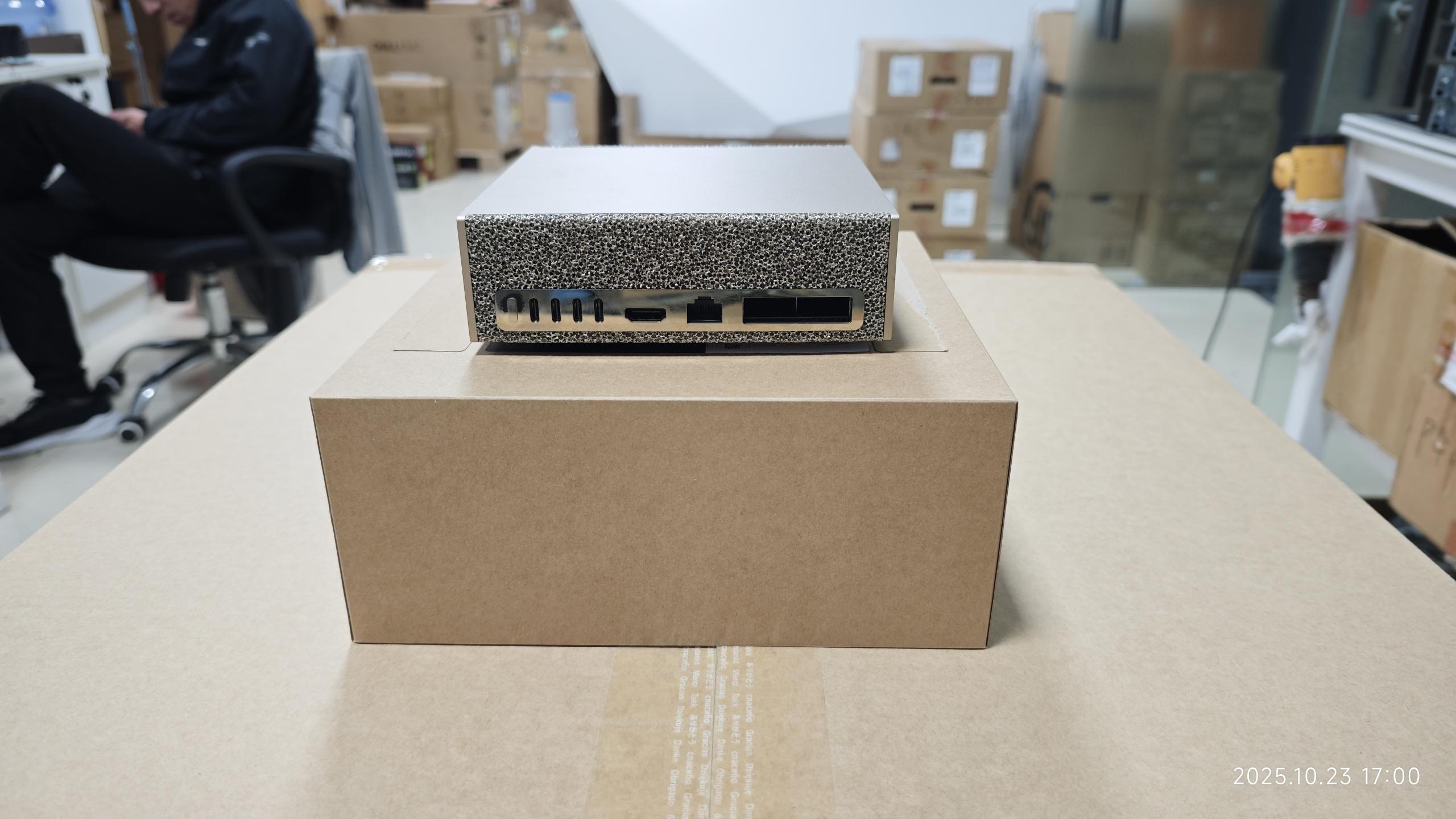For New Powerful AI Training Multi-GPU Scaling High-performance Computing Seamless Data Processing Business Advanced DGX