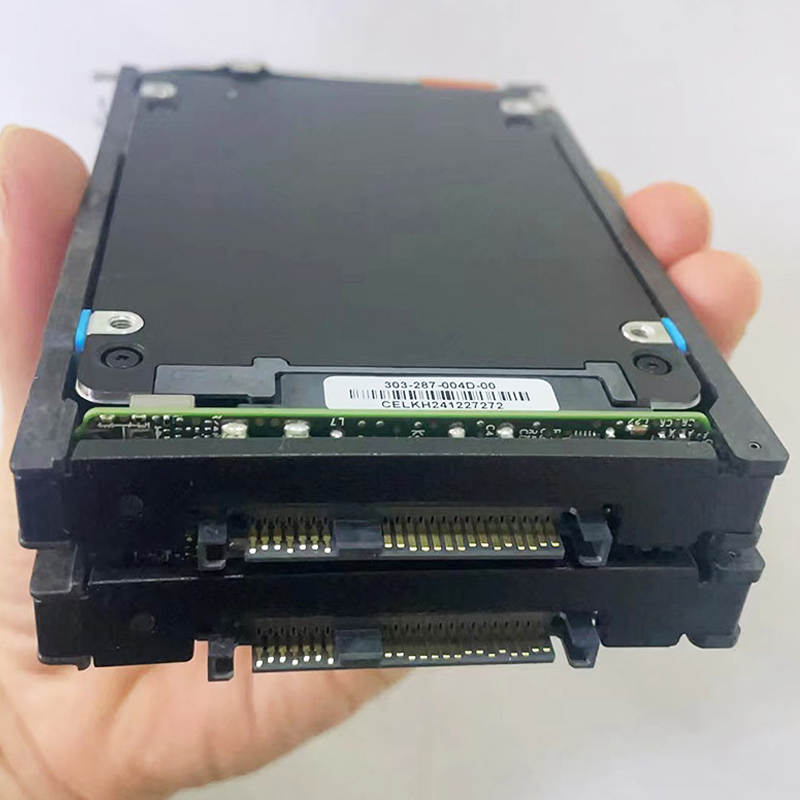 New Unity D4 1.6TB SAS Fast 25x2.5 SSD 400-BFXN Networking Storage Product in Stock RJ-45 ESATA