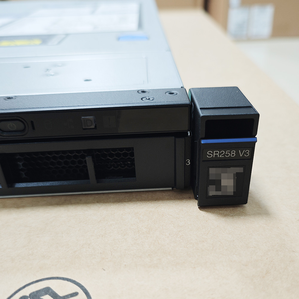 NEW ThinkSystem SR250 V3 258V3 1U Rack Server Intel Xeon E-2456 32GB DDR5 480GB SSD*2 800W*2 Power Supply in Stock