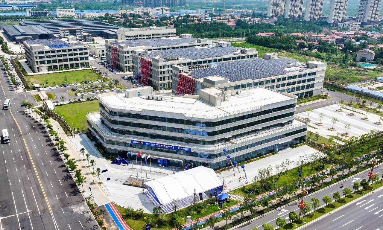 AI Server Technology OEM production line showing GPU server assembly and quality inspection process