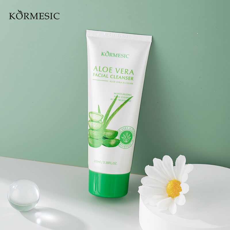 Natural Aloe Vera Deep Cleansing Face Wash for Oily Skin Face Wash Facial Cleanser